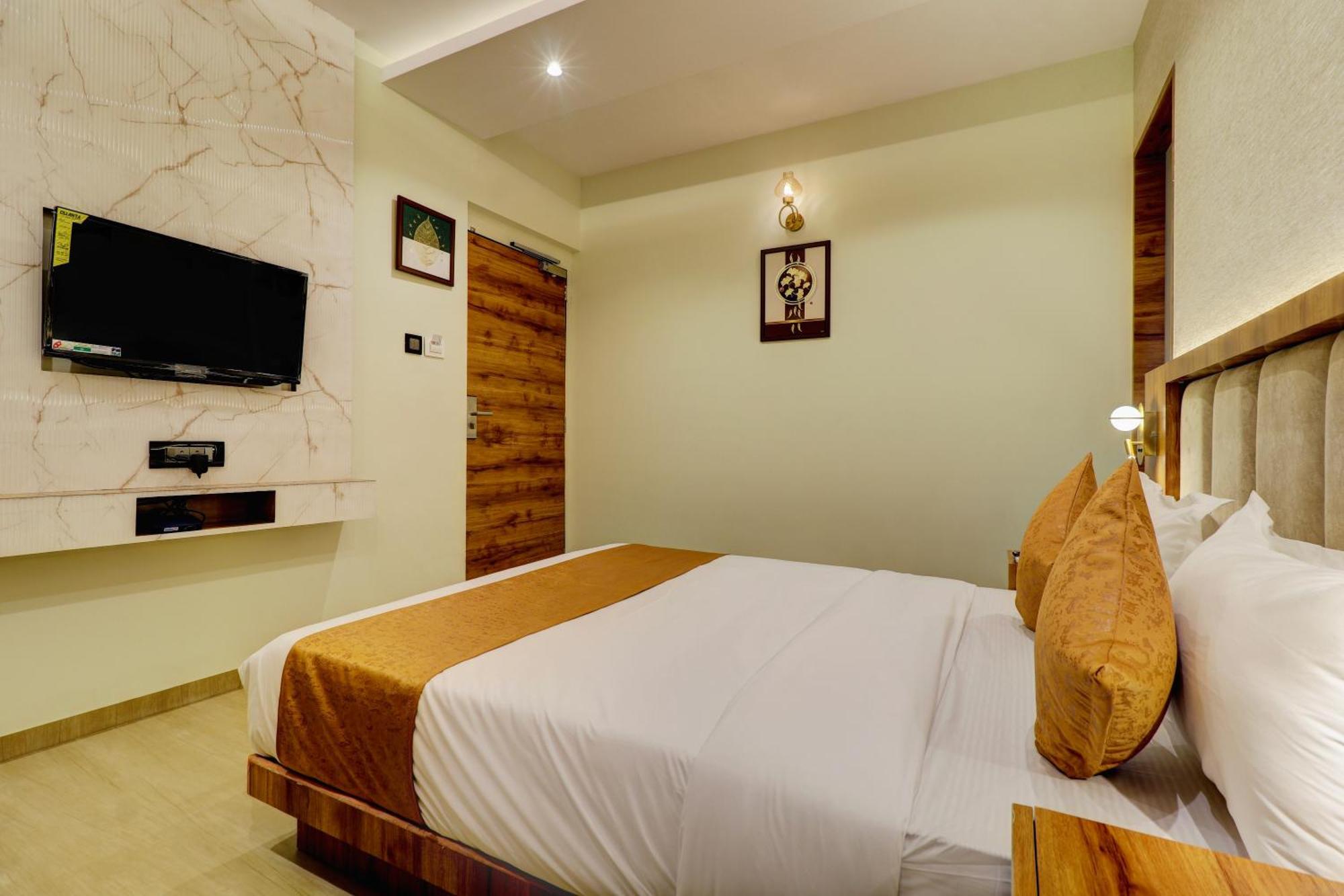 Home2 Suites And Service Apartments, Mumbai Airport Exterior foto
