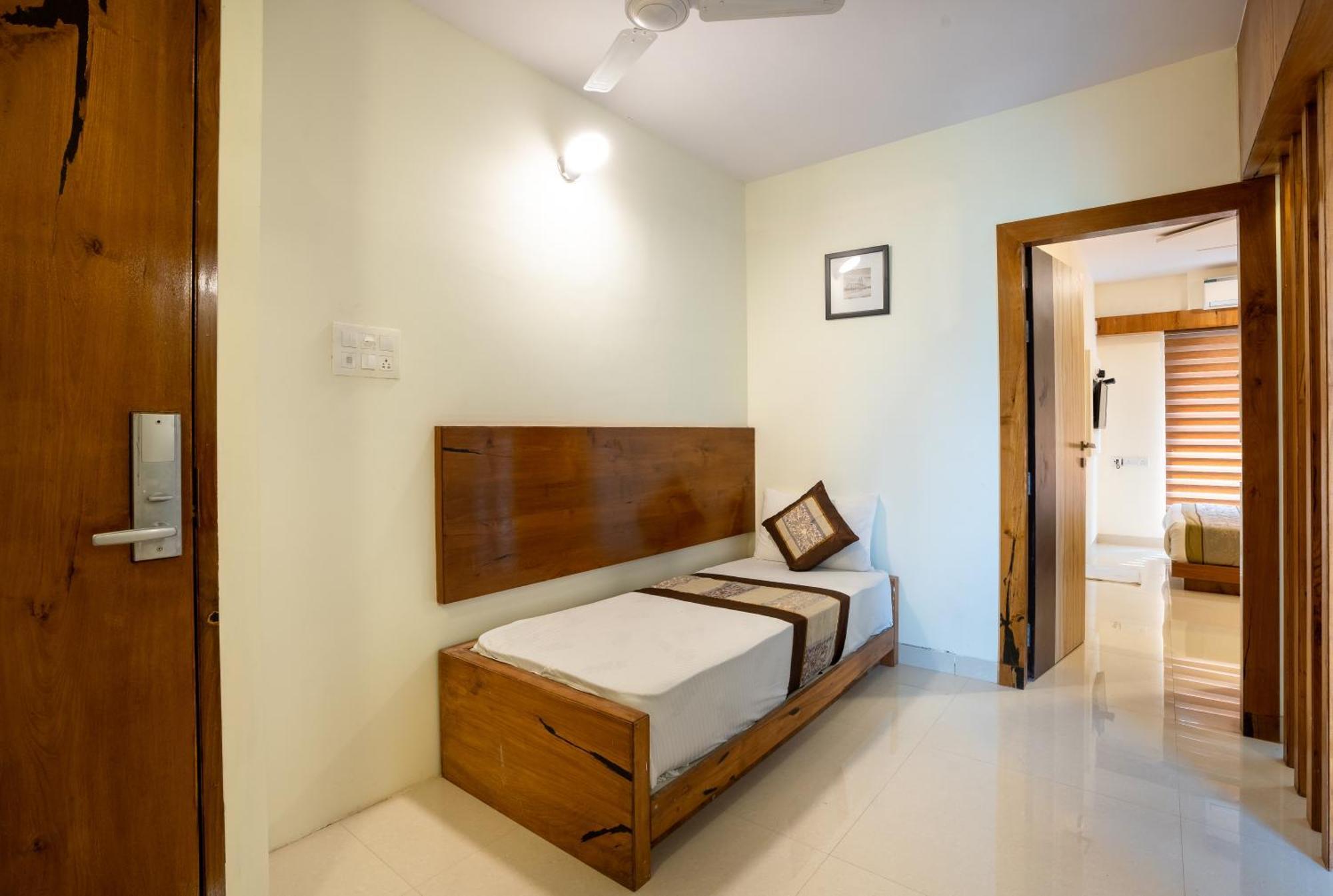 Home2 Suites And Service Apartments, Mumbai Airport Habitación foto